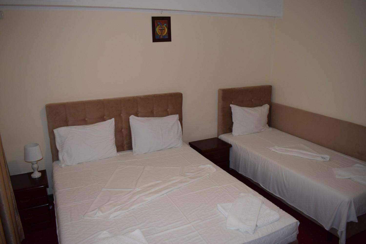 Hotel Ibiza Eforie Bagian luar foto
