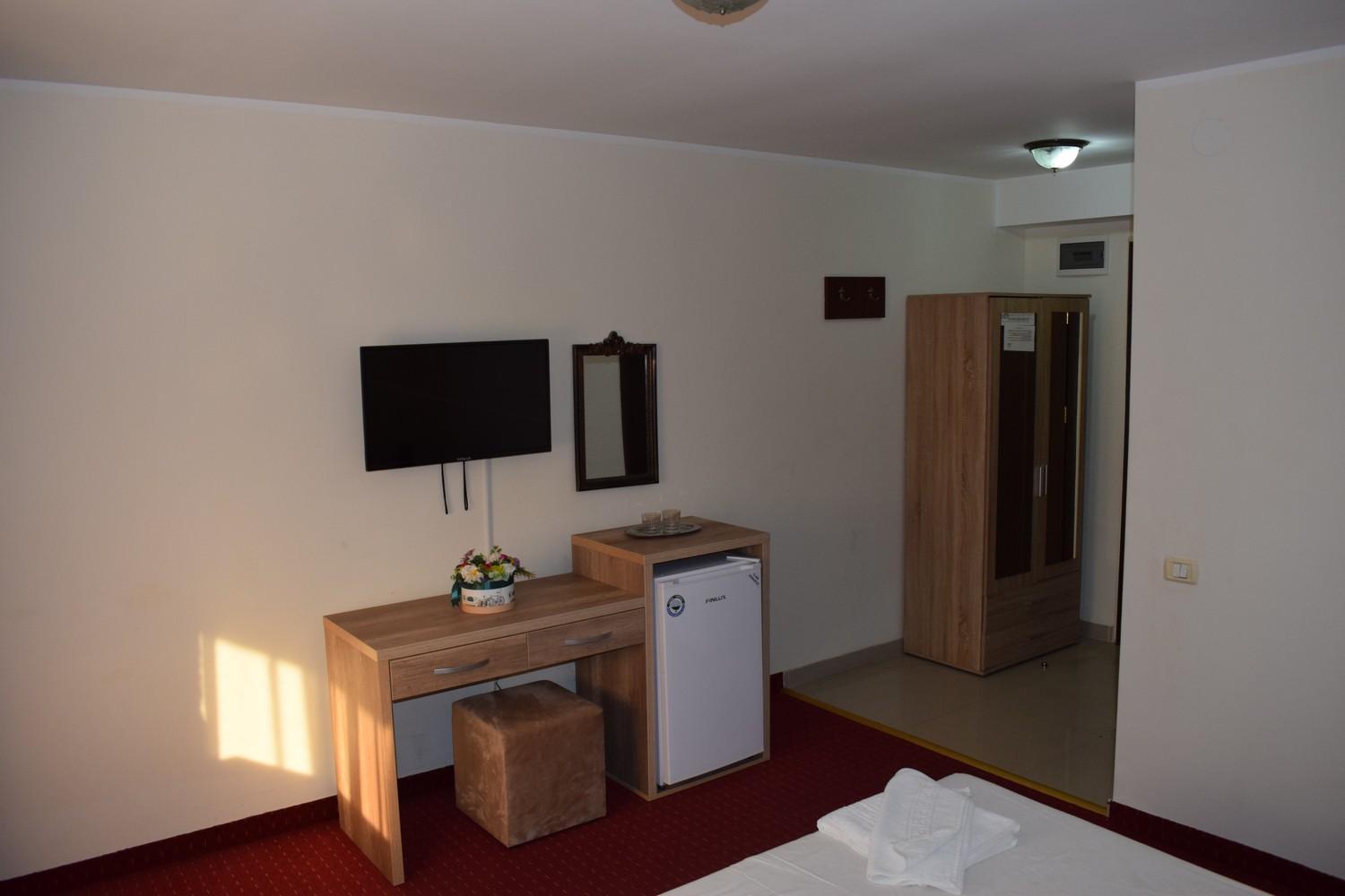 Hotel Ibiza Eforie Bagian luar foto